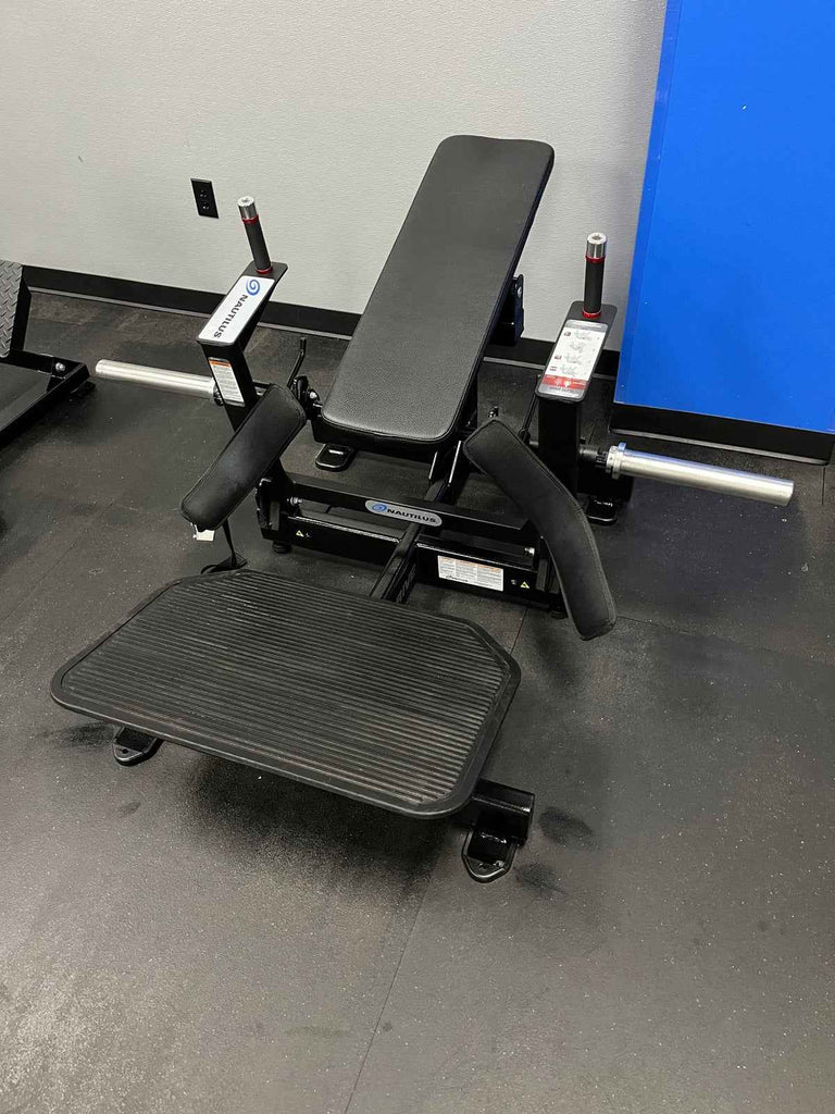 cybex hip thrust machine NEW Nautilus GLUTE DRIVE Plate Loaded Hip Thrust Machine