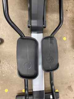 Life Fitness Discover SE3 95X Elliptical