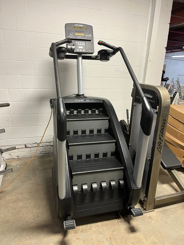 Life fitness powermill integrity series online climber