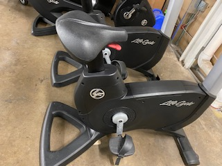Life Fitness Discover SI 95C Elevation Upright Bike